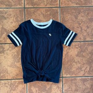 🩵 Abercrombie kids size 9/10 girls navy top